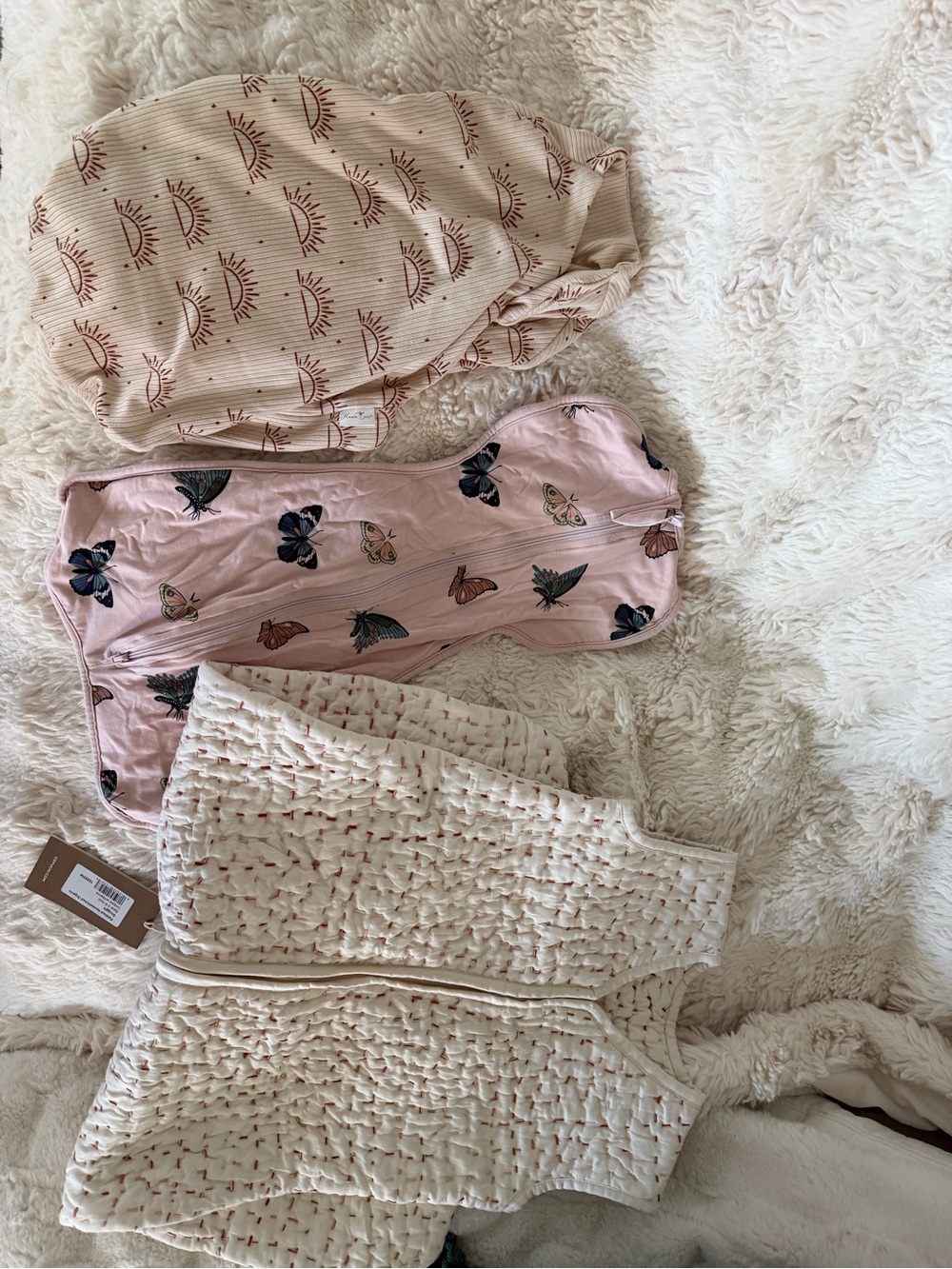 Kyte BABY Cream and Light Pink Swaddle and Vest Set